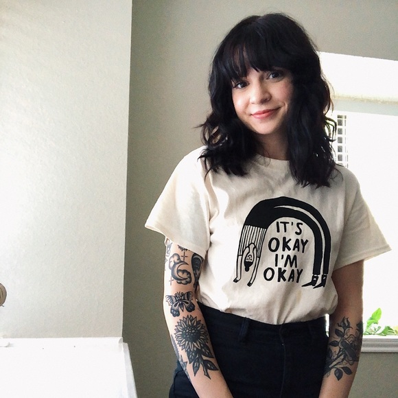 Meet your Posher, Alyssa - Picture 1 of 3